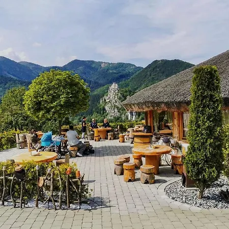 Zrub U Pongracza V Panorama Parku 펜션 *