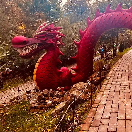 Zrub U Pongracza V Panorama Parku * Nezbudska Lucka