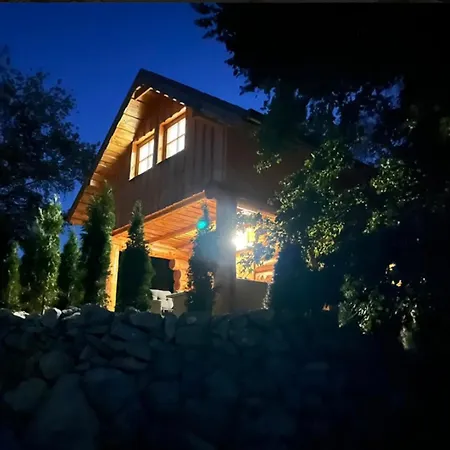 Zrub U Pongracza V Panorama Parku *